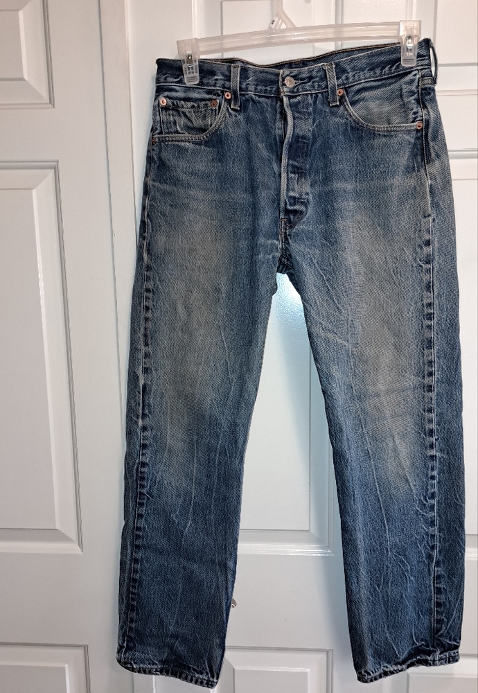 Levi's 501 straight leg jeans, 34x33. Red tab, 5 pocket